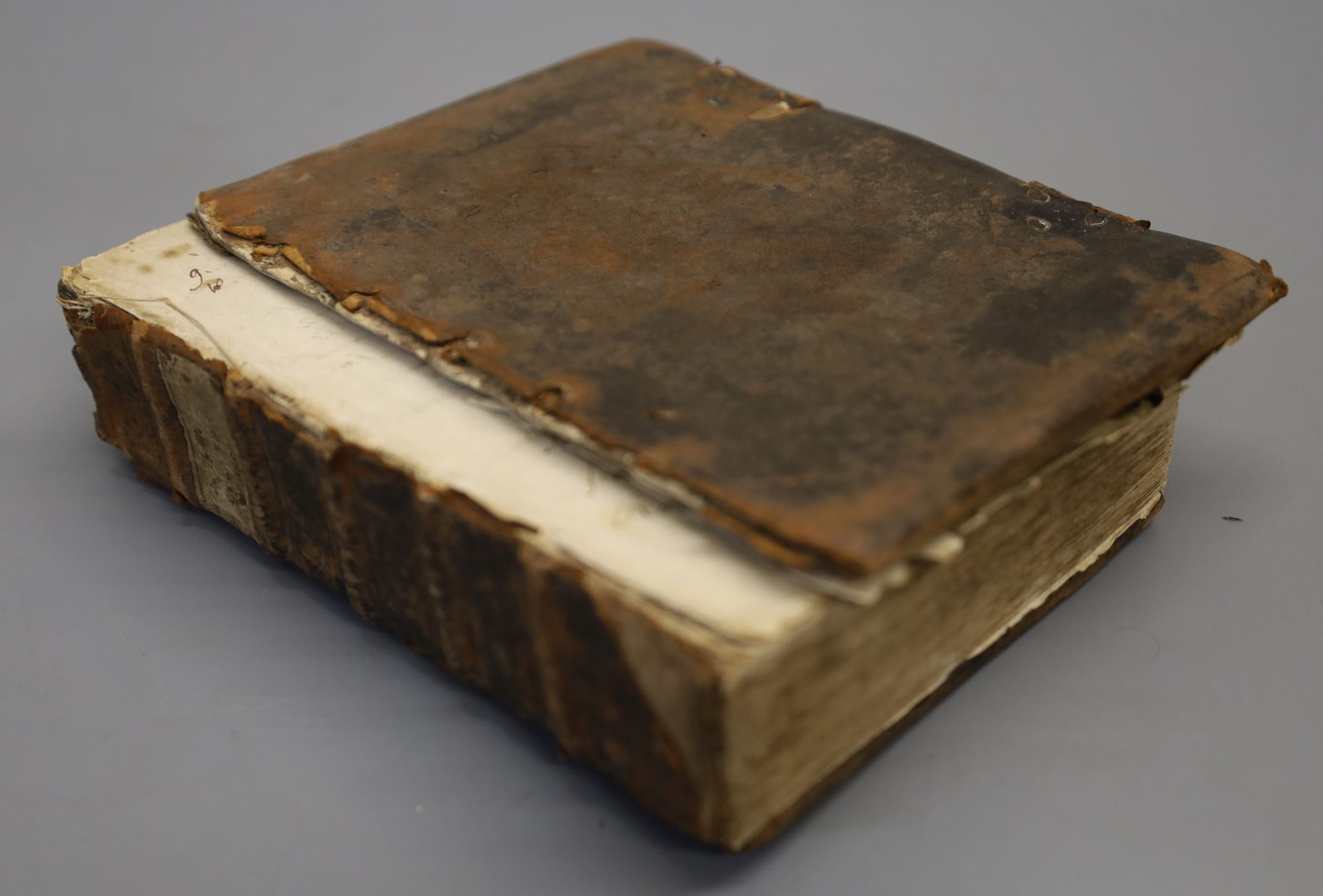 Bible in English - The Bible, 2 works in 1 vol, qto, contemporary calf, very worn and scuffed, covers detached, lacking title to Old Te